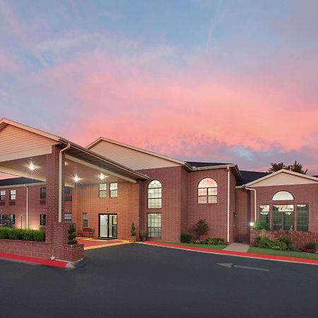 Super 8 By Wyndham Lowell/Bentonville/Rogers Area Exterior foto